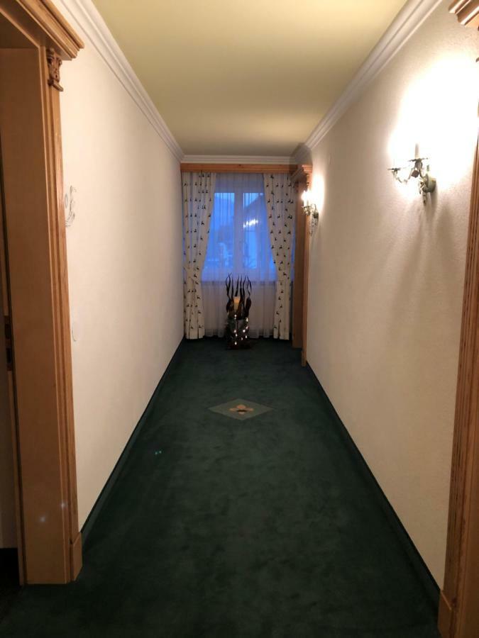 ホテル Mutmanoer イシュグル エクステリア 写真